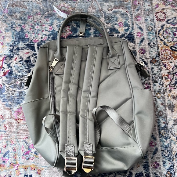 NWT Francesca‘s Green Backpack - Picture 3 of 5